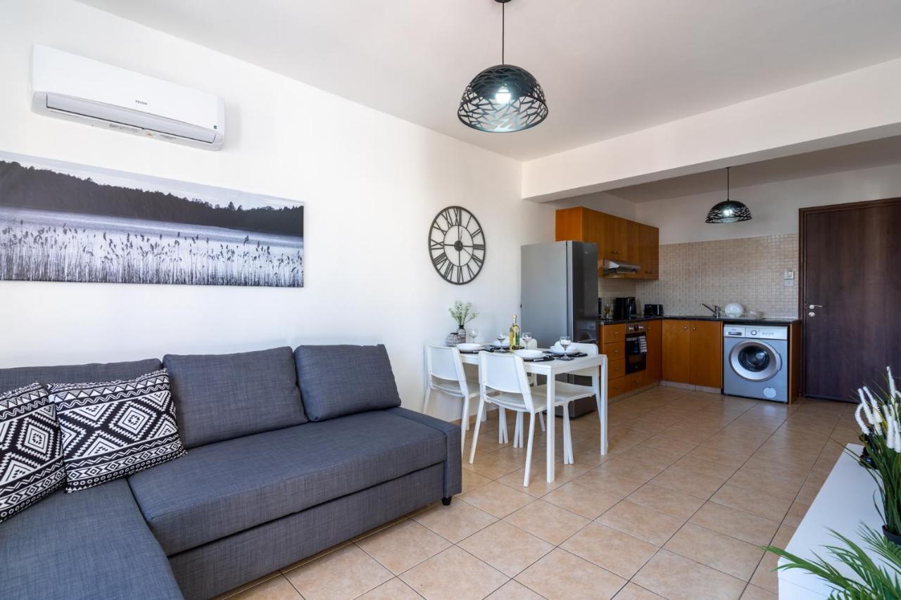 Polyn 1- Bedroom Apartment In ลาร์นาคา ภายนอก รูปภาพ