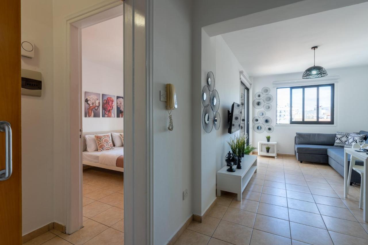Polyn 1- Bedroom Apartment In ลาร์นาคา ภายนอก รูปภาพ