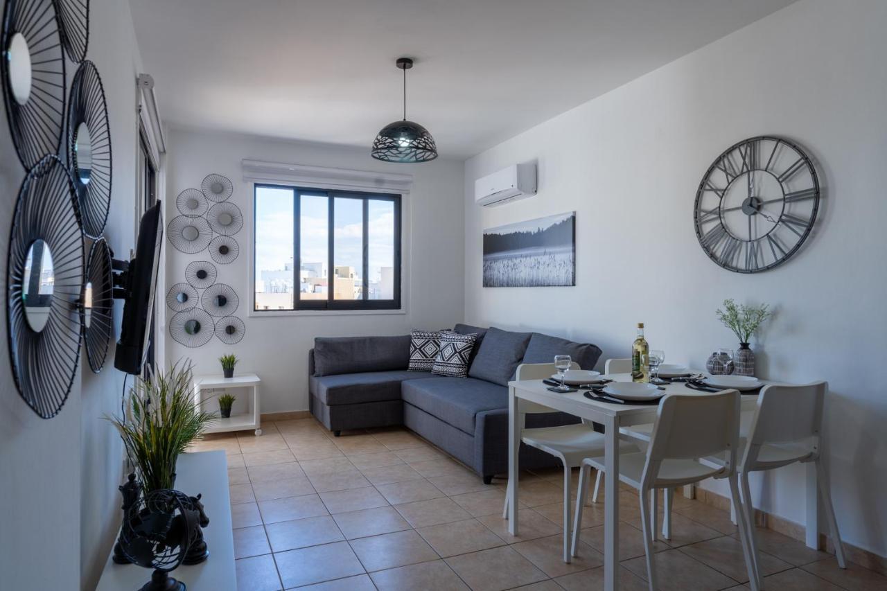 Polyn 1- Bedroom Apartment In ลาร์นาคา ภายนอก รูปภาพ
